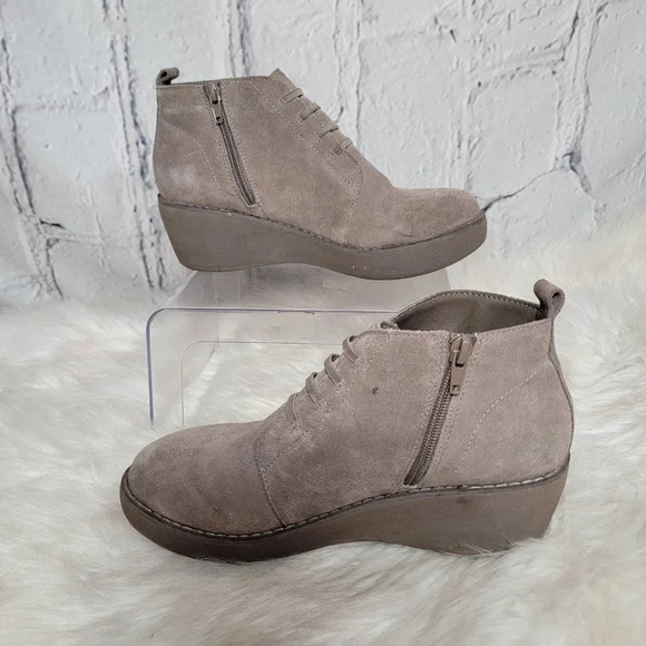 Reaction by KENNETH COLE Womens Grey Wedge Platform Ankle Boot Bootie Casual 8 - Picture 2 of 11